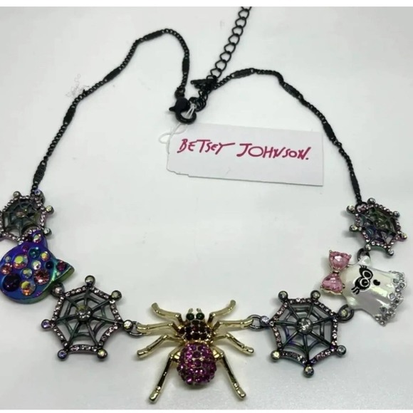BETSEY JOHNSON HALLOWEEN SPIDER CAT GHOST & WEB PENDANT NECKLACE WITH CRYSTALS - Picture 2 of 13